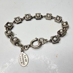 La Vie Parisienne France 7" Silver Tone & Pearl Square Link Bracelet